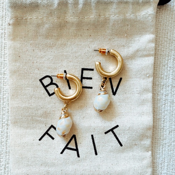 Madewell Shell Beach Hoops - Picture 5 of 5